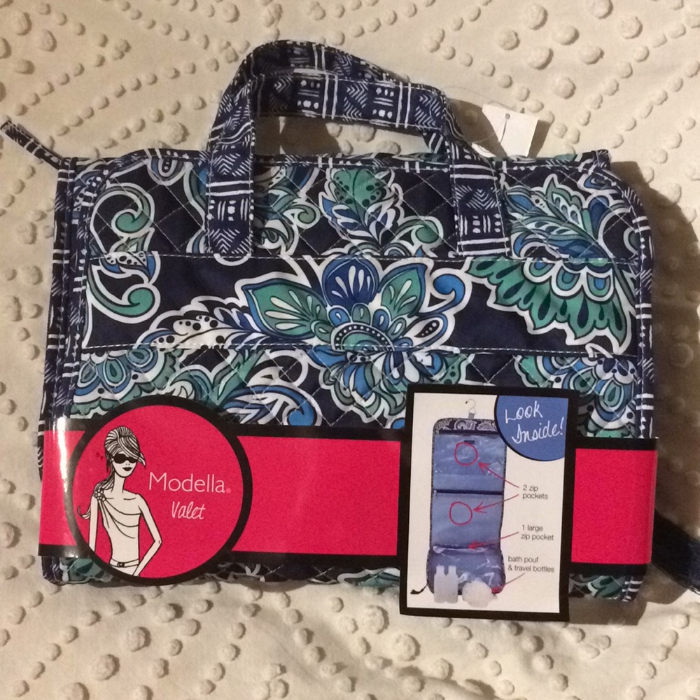 Modella Hanging Travel Bathroom Bag